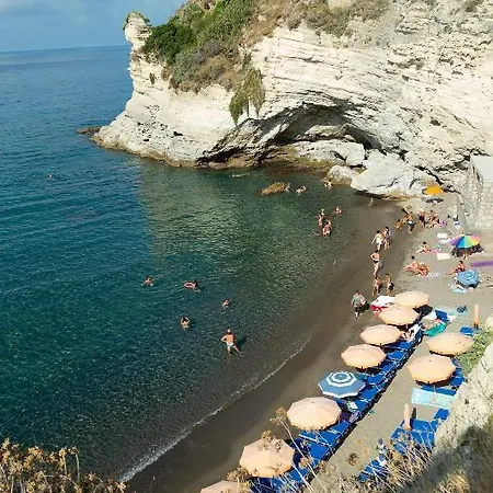 Готель Casa Nicola