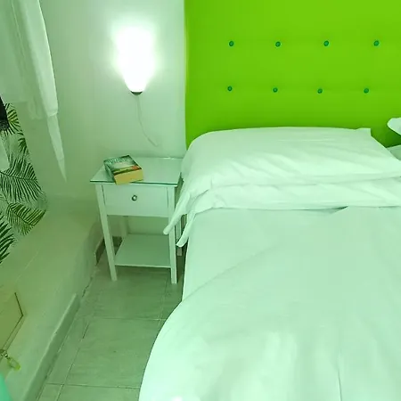 Готель Casa Nicola 2*